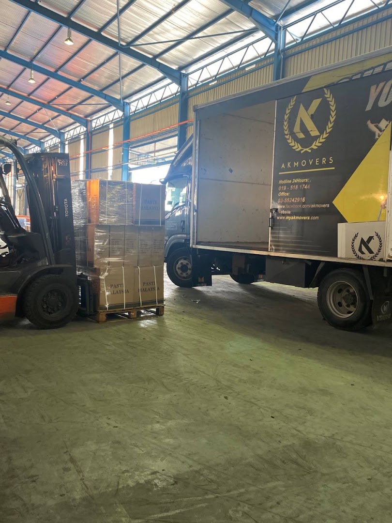 AKMOVERS — photo 3